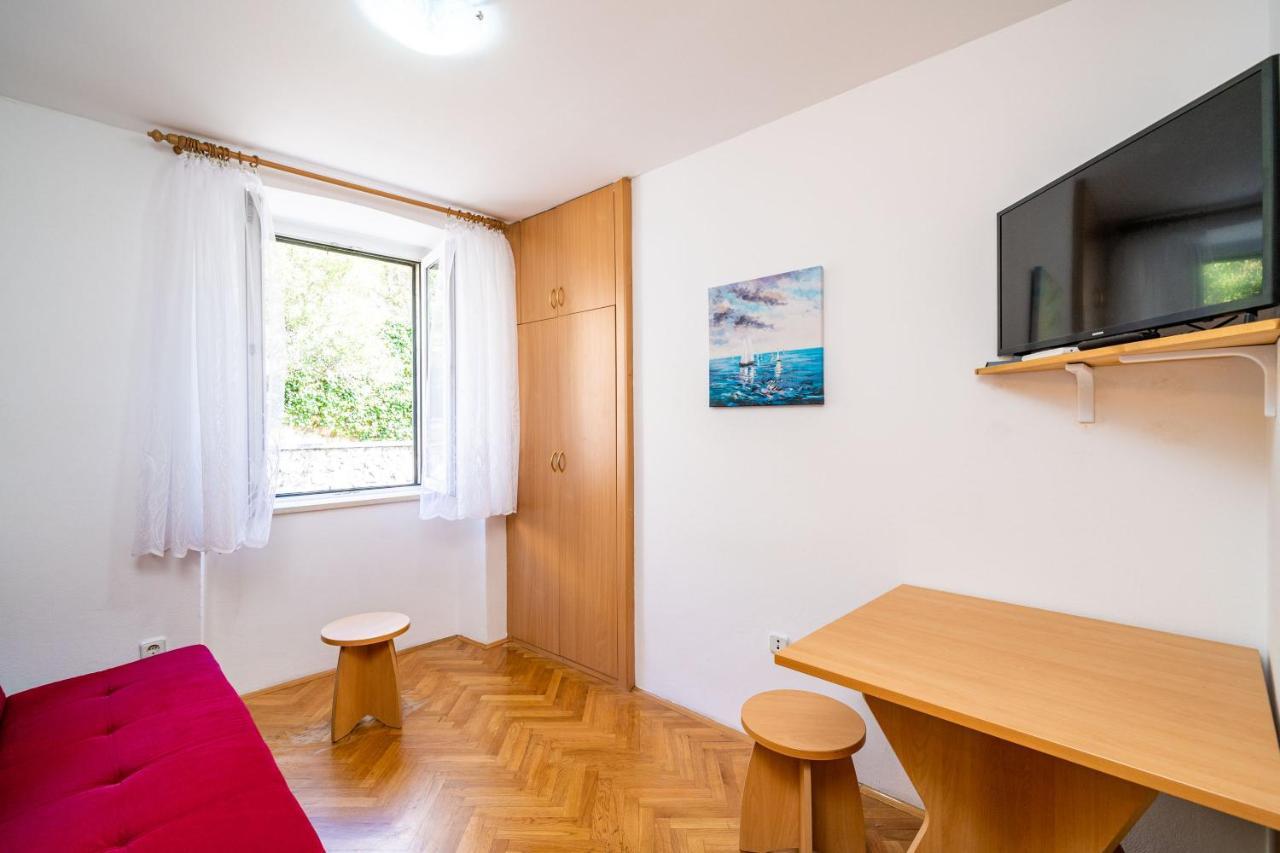 Central Apartment With Terrace Ragusa Esterno foto