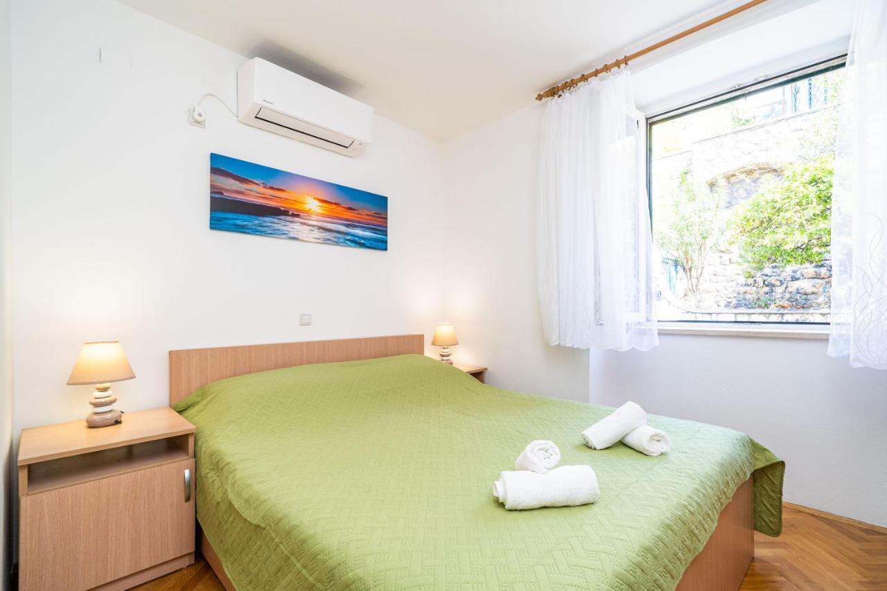 Central Apartment With Terrace Ragusa Esterno foto