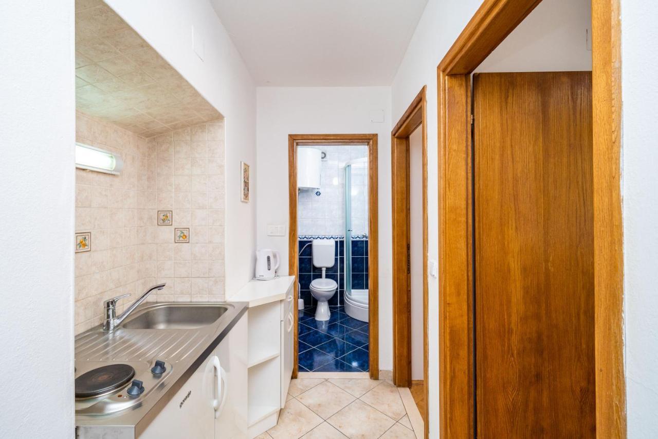 Central Apartment With Terrace Ragusa Esterno foto