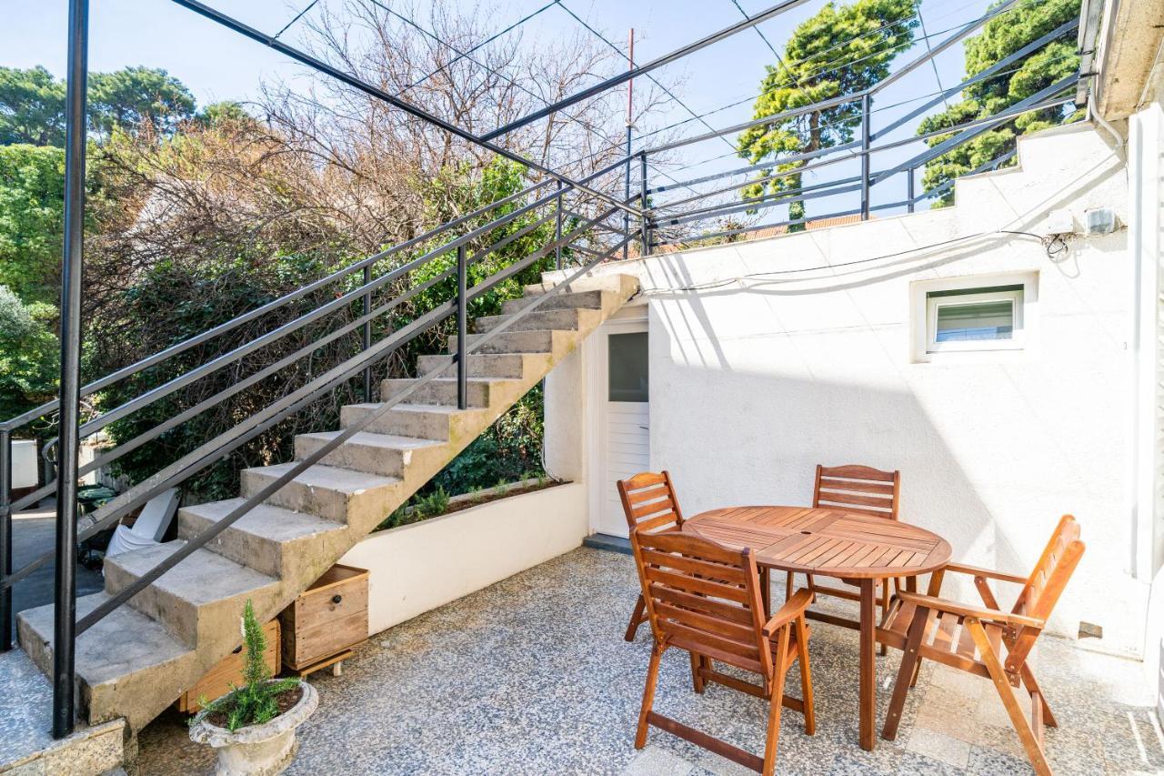 Central Apartment With Terrace Ragusa Esterno foto